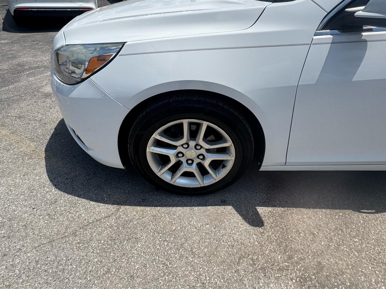 Chevrolet Malibu 4dr Sdn ECO w/2SA 2013