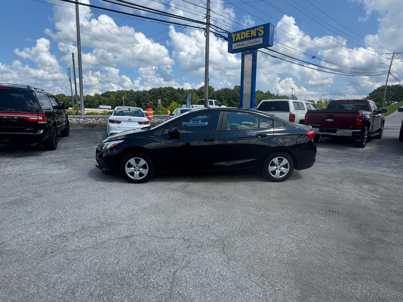 Chevrolet Cruze 4dr Sdn 1.4L LS w/1SB 2017