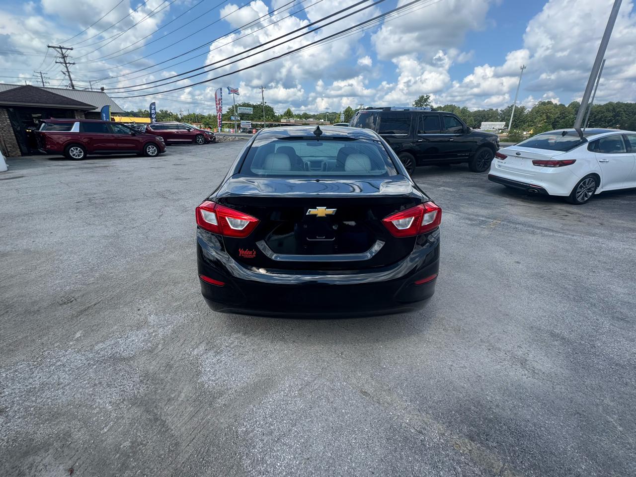 Chevrolet Cruze 4dr Sdn 1.4L LS w/1SB 2017