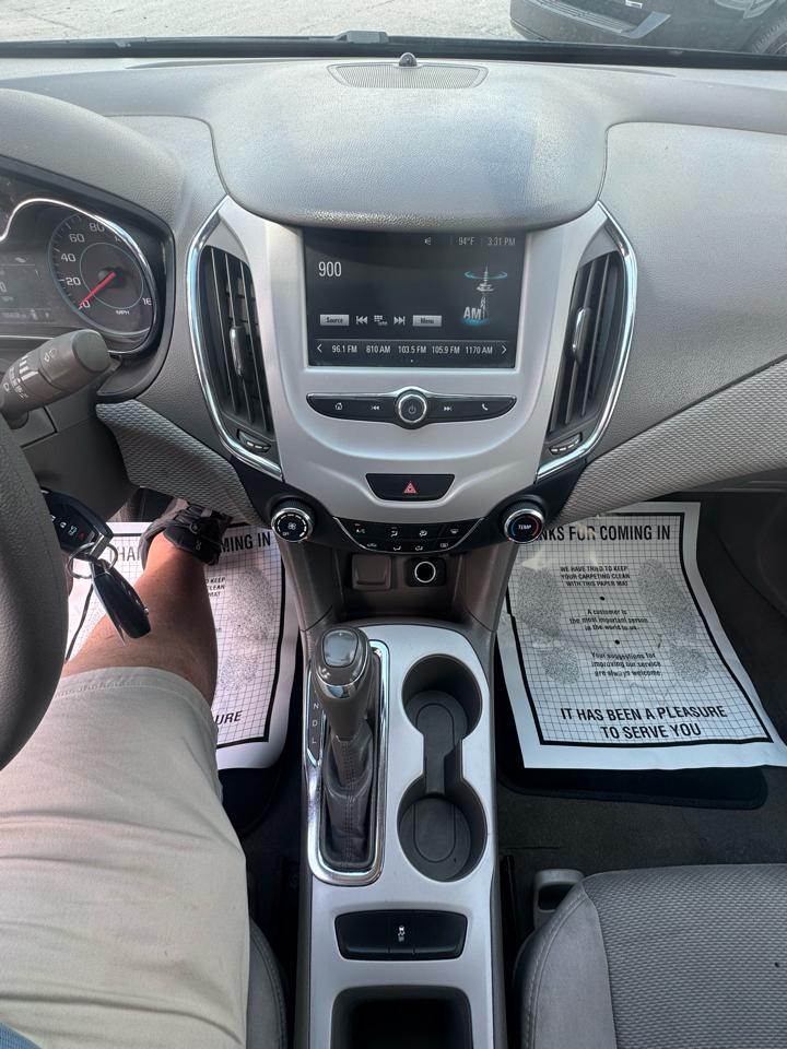Chevrolet Cruze 4dr Sdn 1.4L LS w/1SB 2017