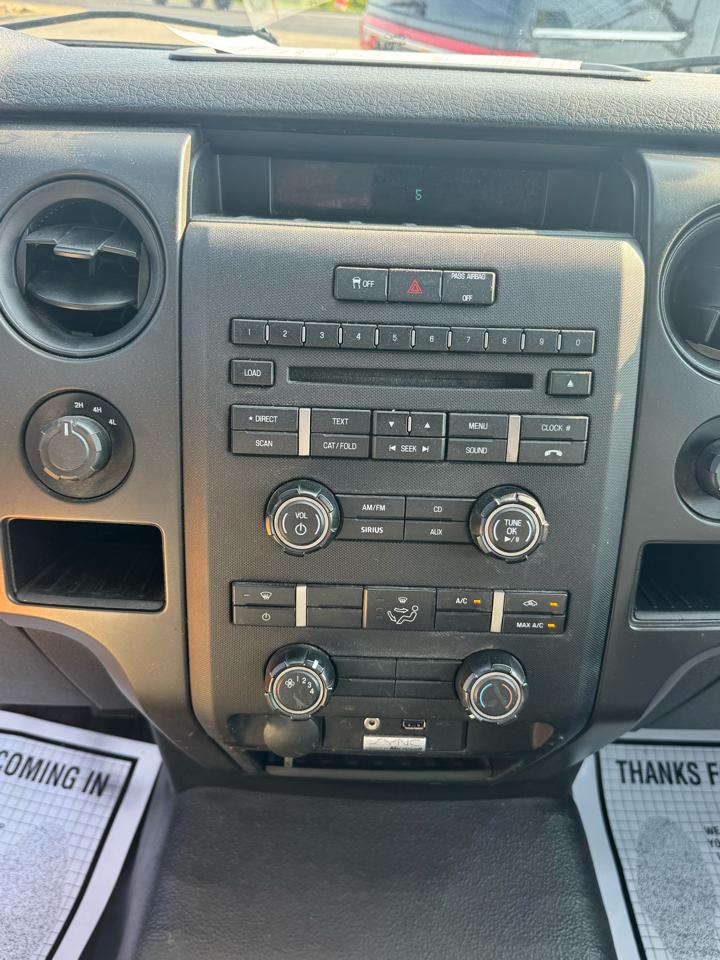Ford F-150 4WD SuperCrew 139" XL 2014