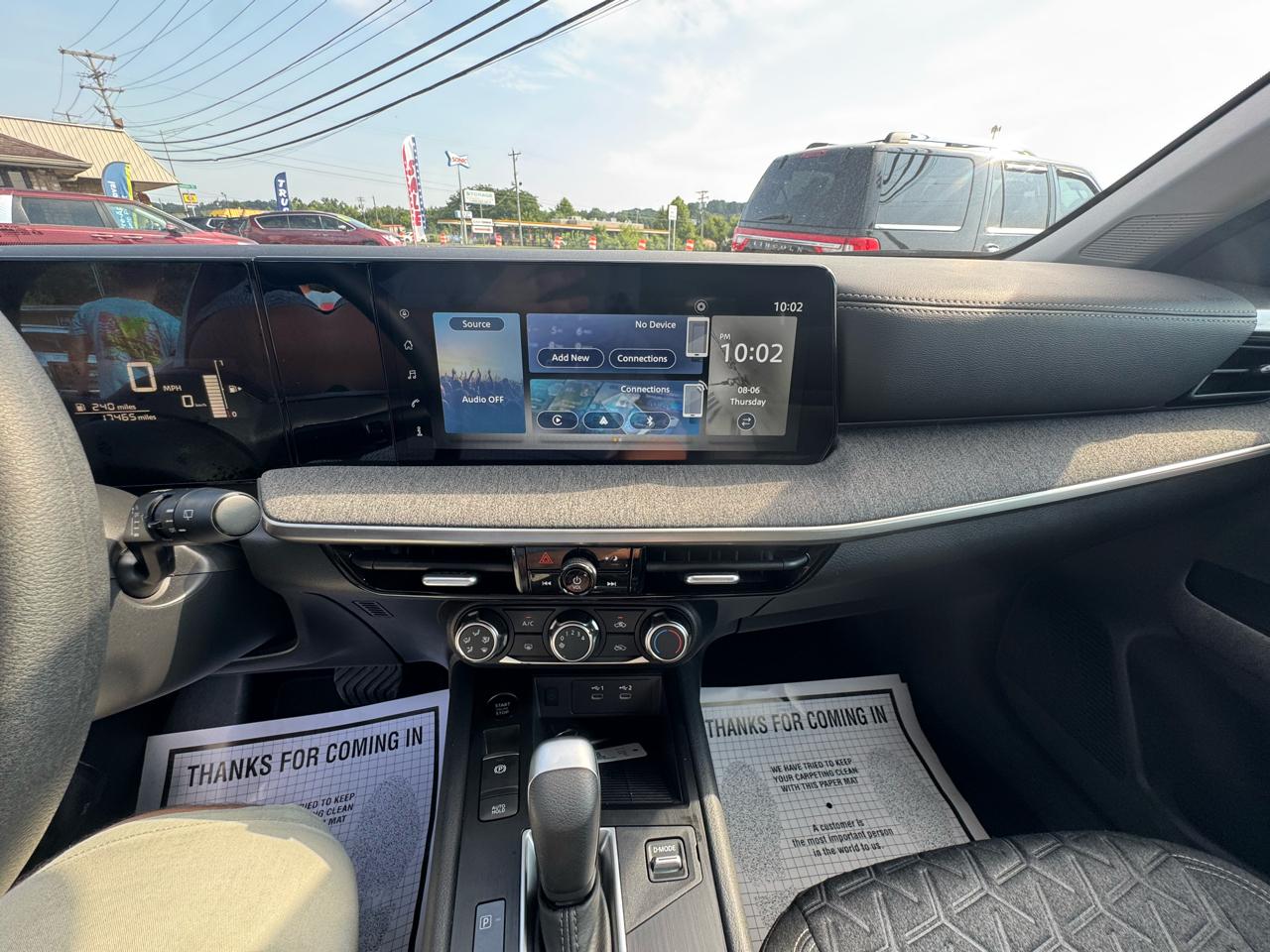 Nissan Kicks SV FWD 2025