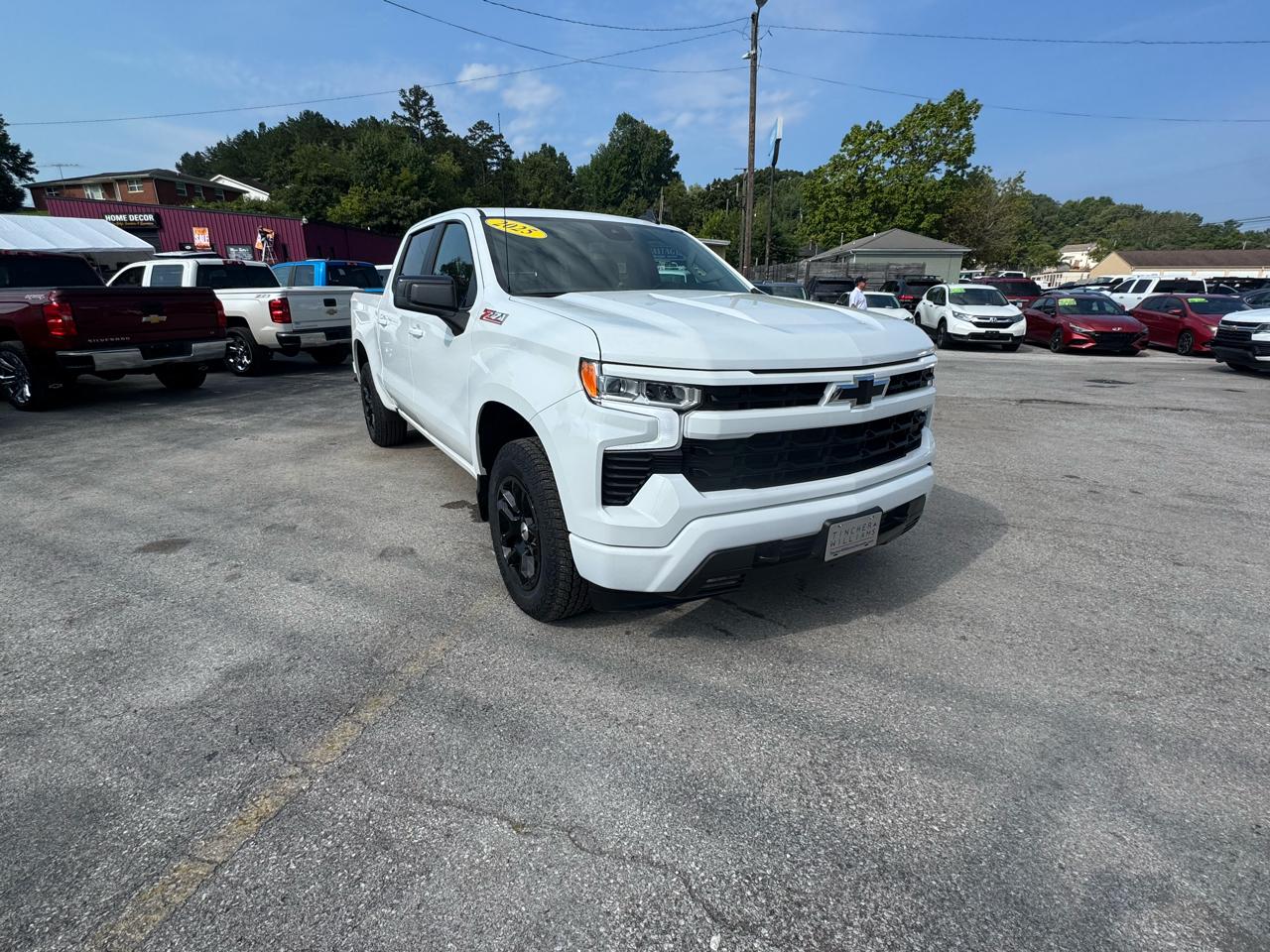 Chevrolet Silverado 1500 4WD Crew Cab 147" RST 2025