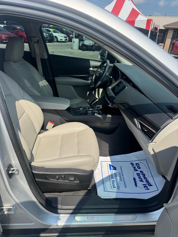 Cadillac XT4 AWD 4dr Luxury 2020