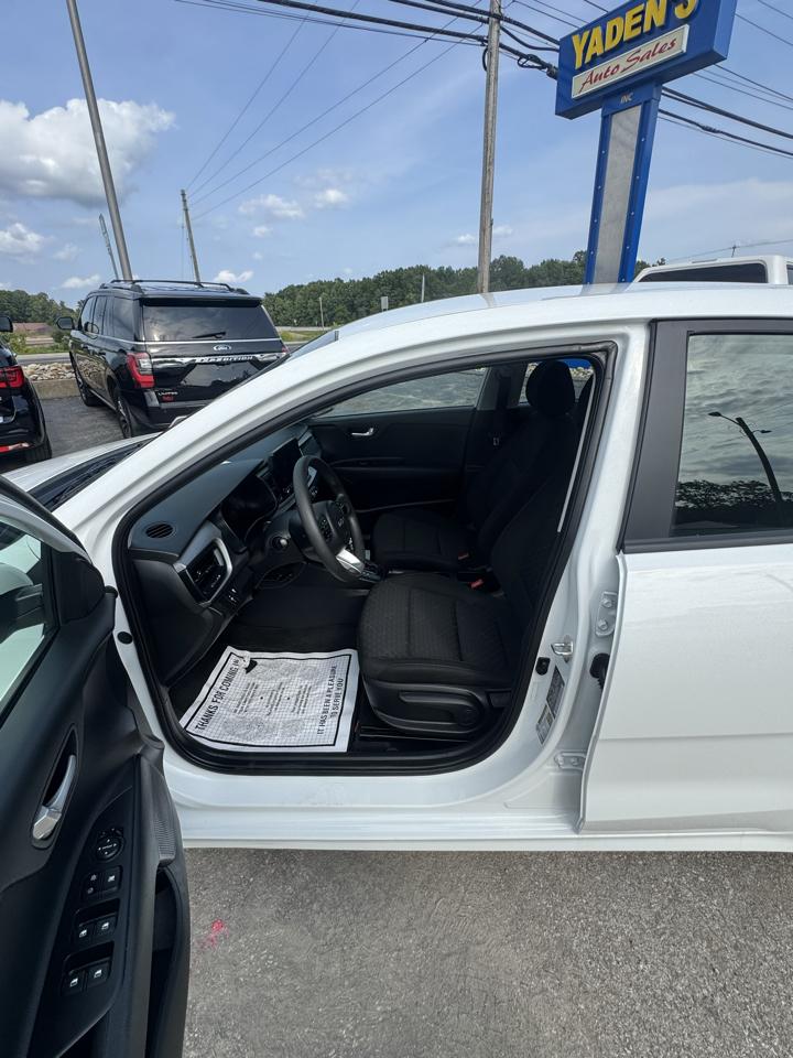 Kia Rio LX IVT 2023