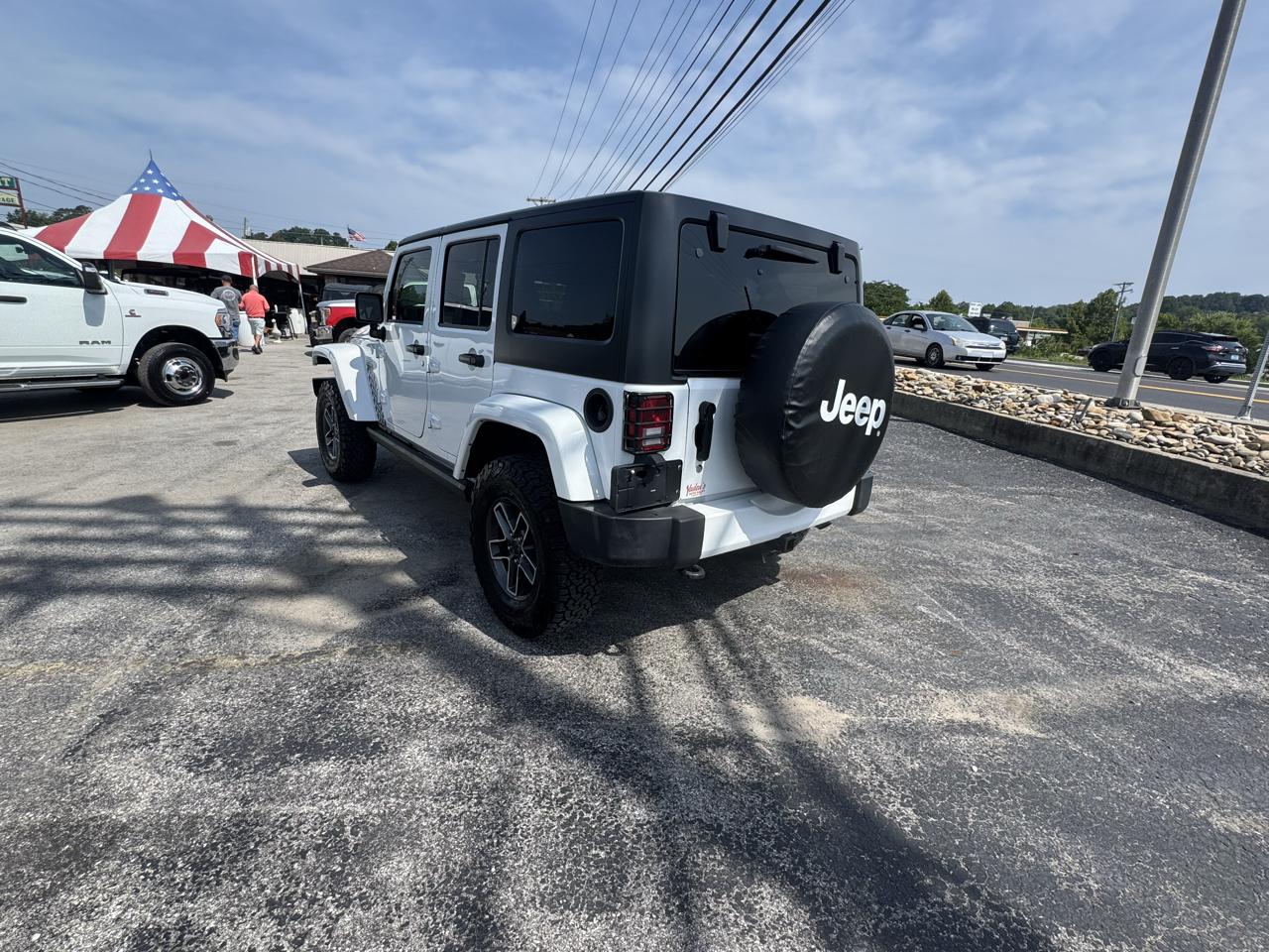 Jeep Wrangler Unlimited 4WD 4dr Sahara 2016