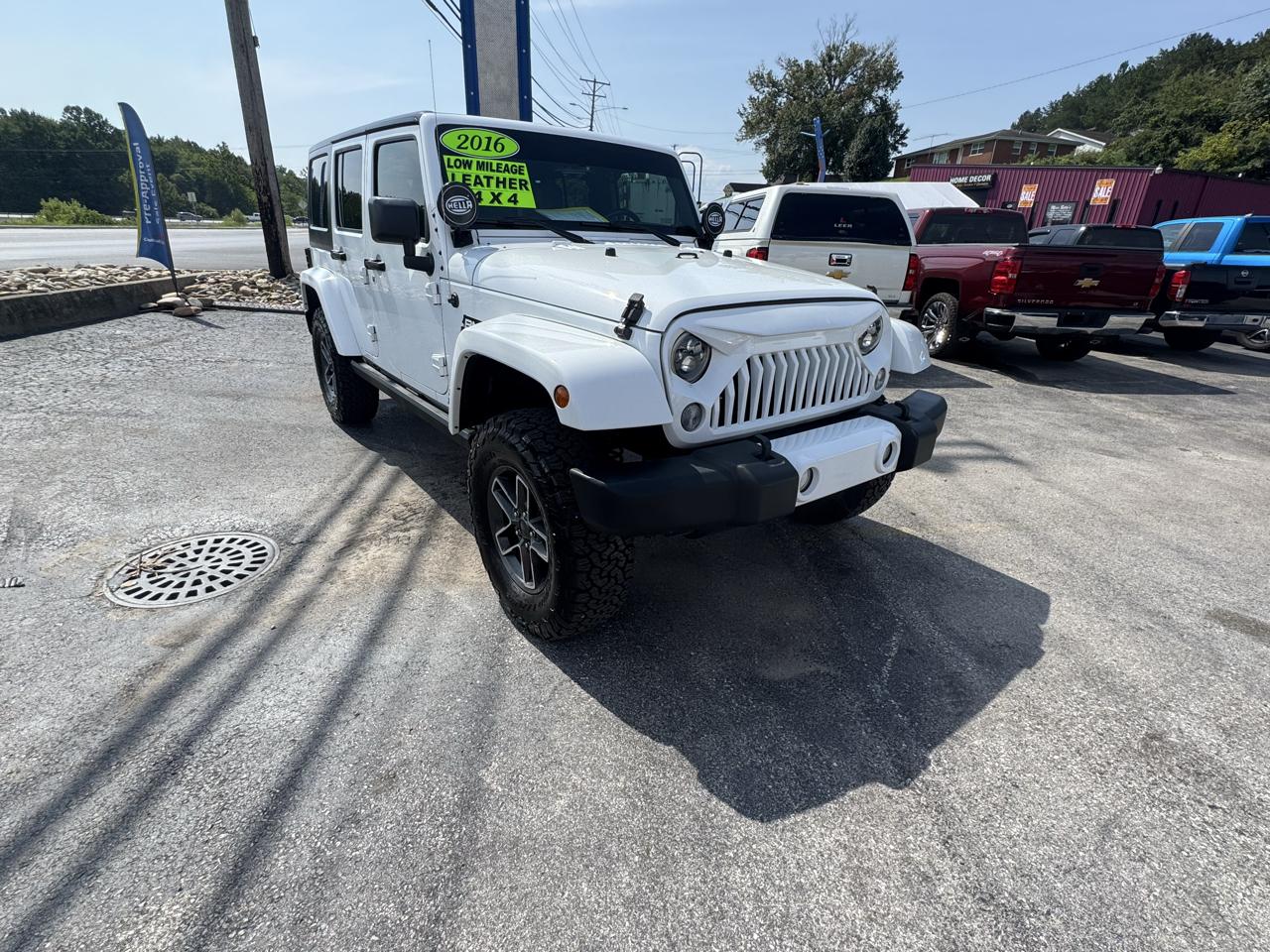 Jeep Wrangler Unlimited 4WD 4dr Sahara 2016