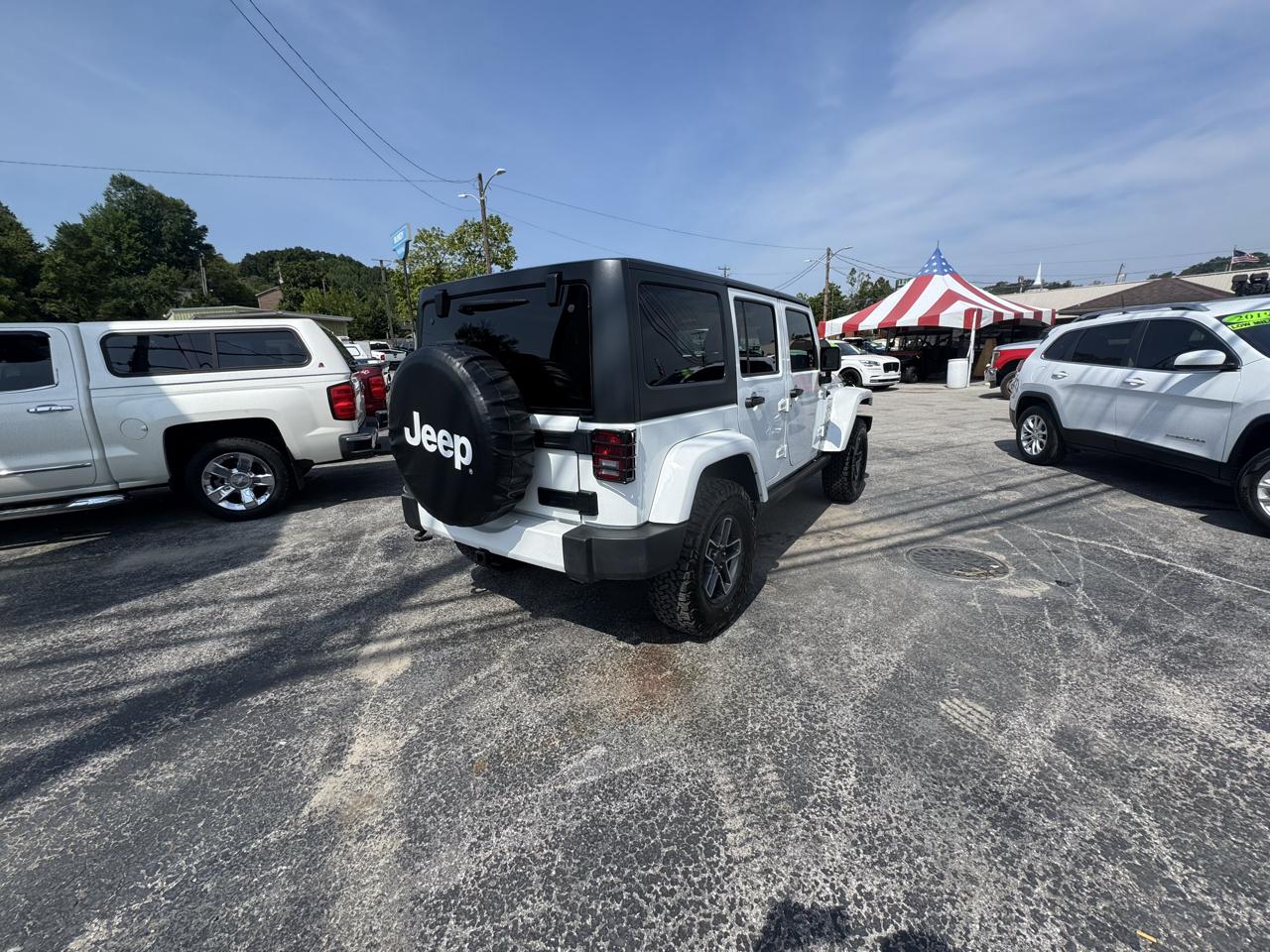 Jeep Wrangler Unlimited 4WD 4dr Sahara 2016