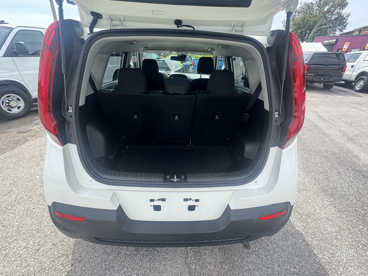 Kia Soul S IVT 2021