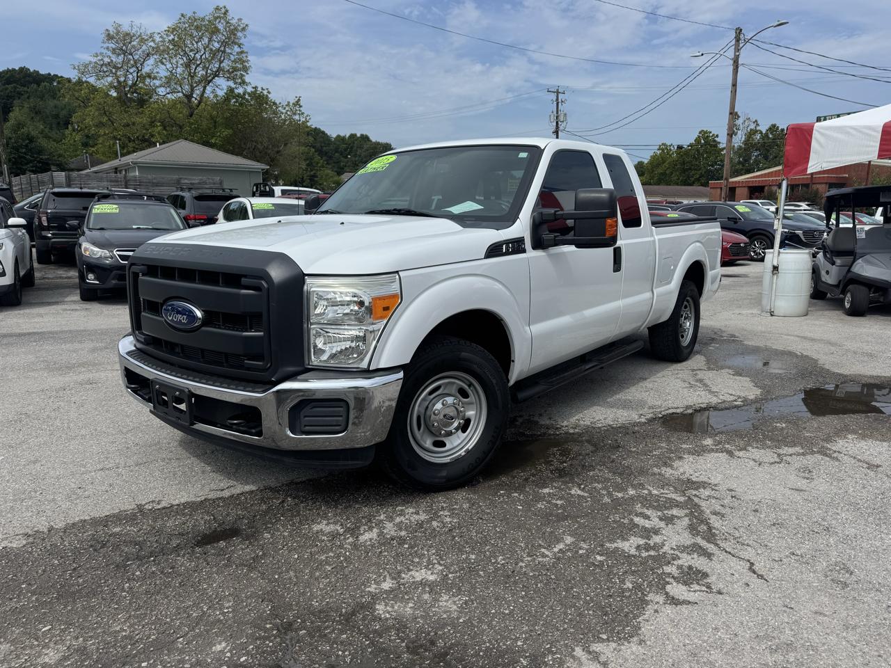 Ford Super Duty F-250 SRW 2WD SuperCab 142" XL 2015
