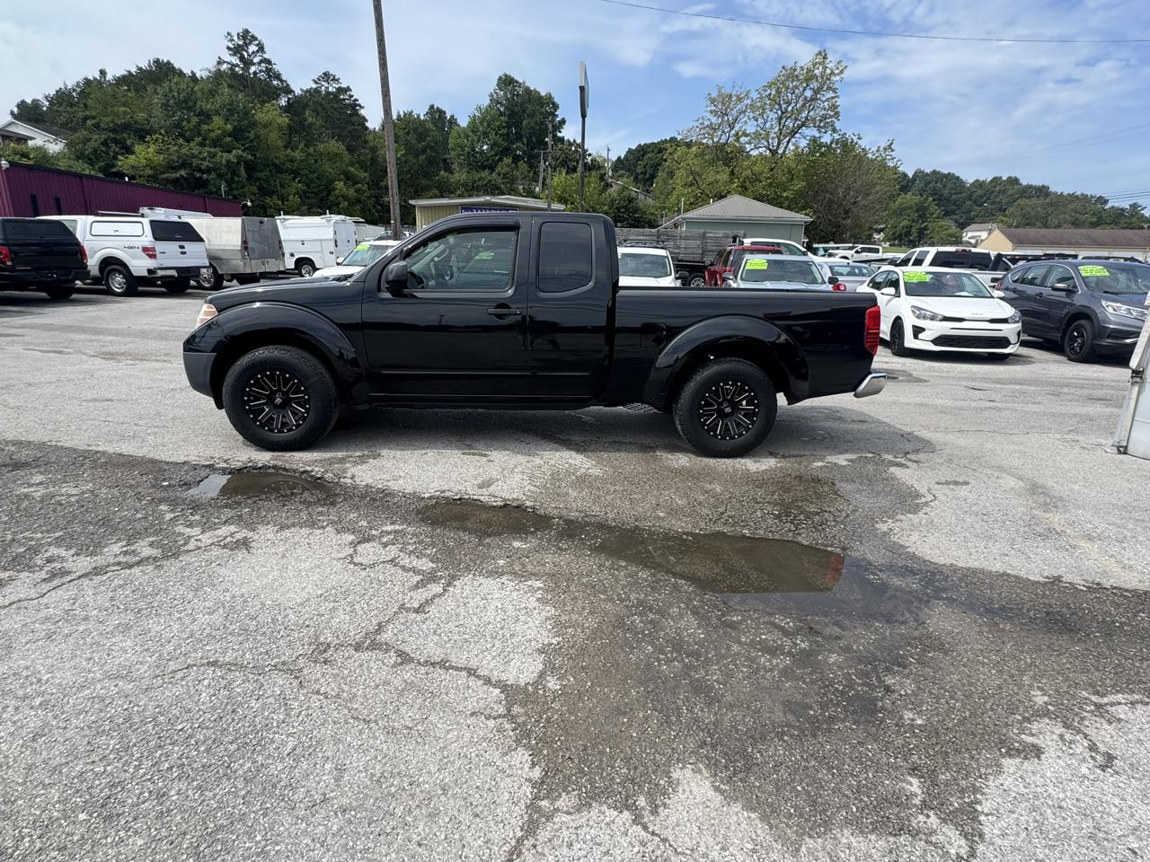 Nissan Frontier 2WD King Cab I4 Auto S 2016