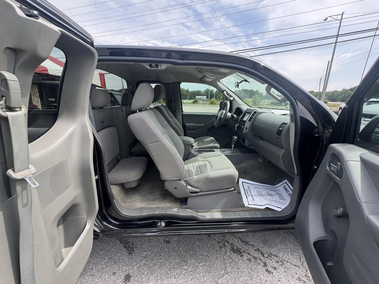 Nissan Frontier 2WD King Cab I4 Auto S 2016