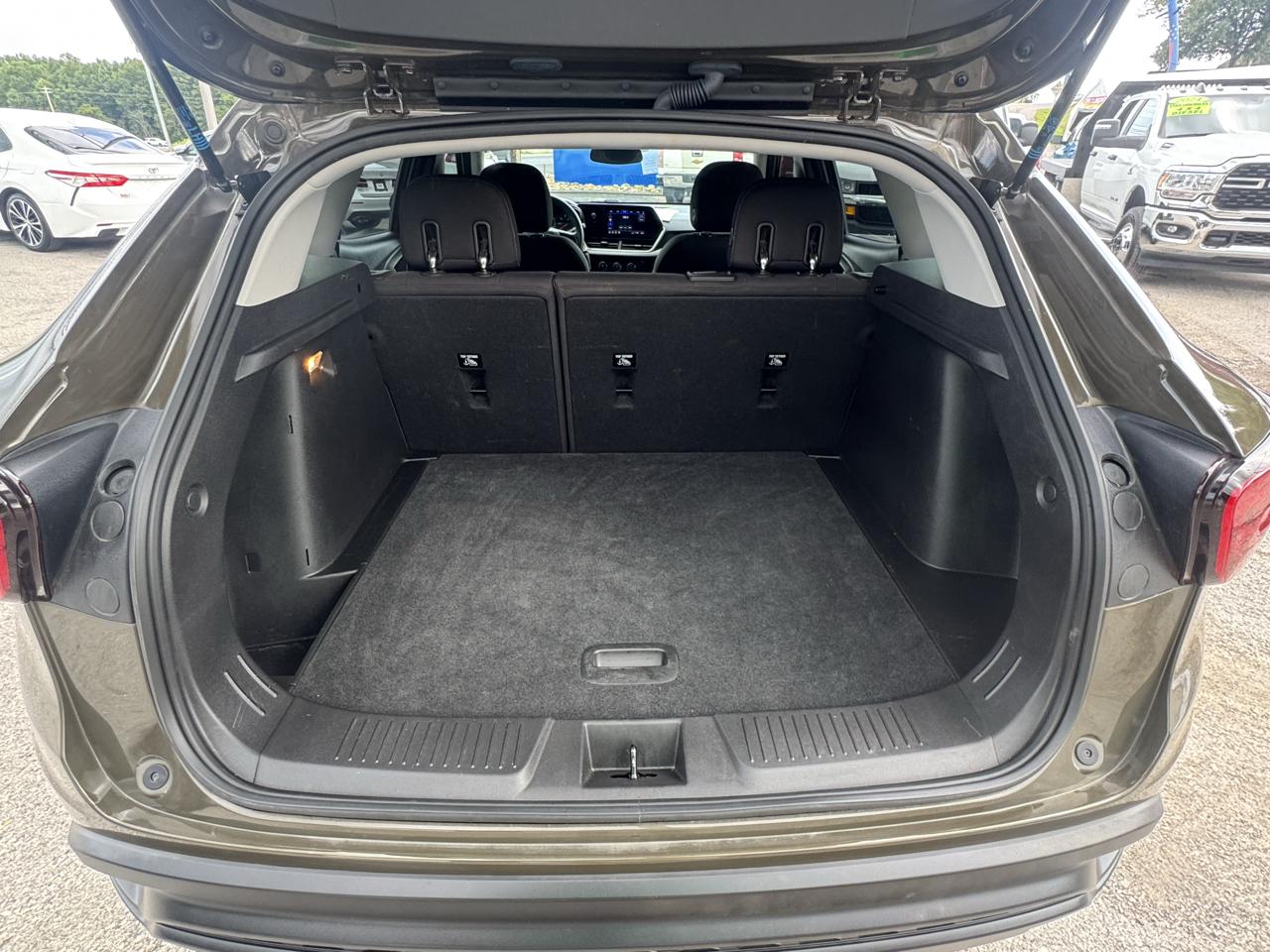 Chevrolet Trax FWD 4dr LS 2024