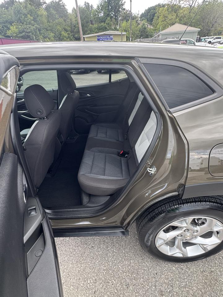 Chevrolet Trax FWD 4dr LS 2024