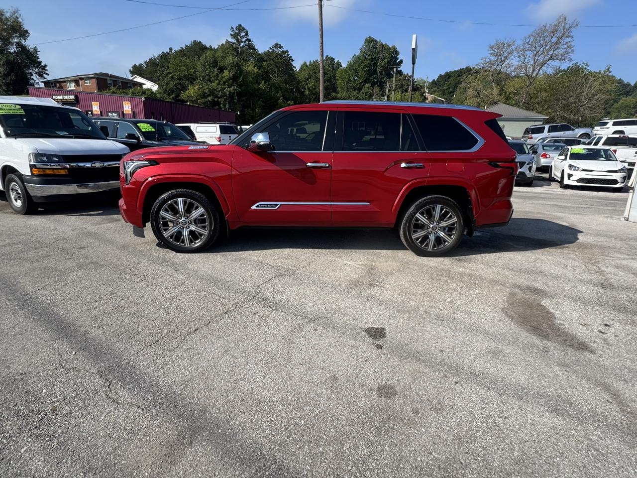Toyota Sequoia Capstone 4WD (Natl) 2023