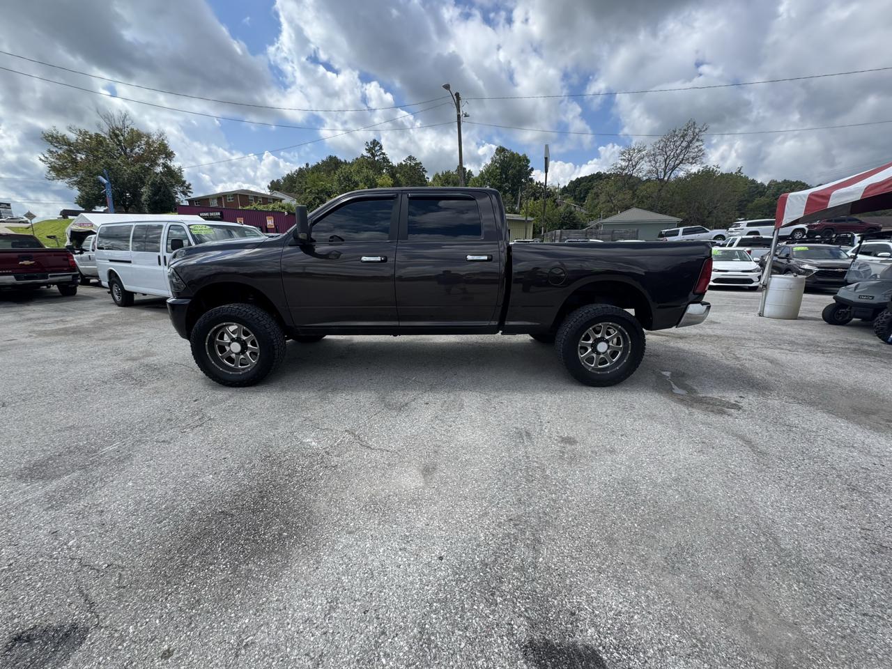 Dodge Ram 3500 4WD Crew Cab 149" SLT 2010