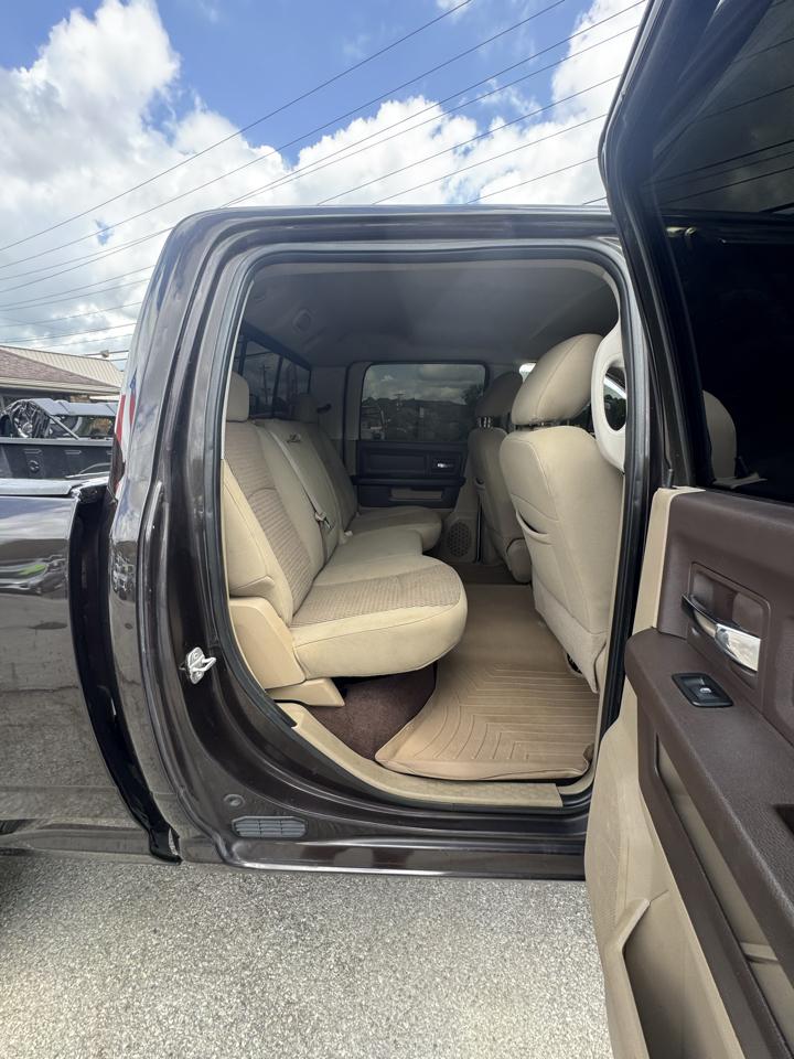 Dodge Ram 3500 4WD Crew Cab 149" SLT 2010