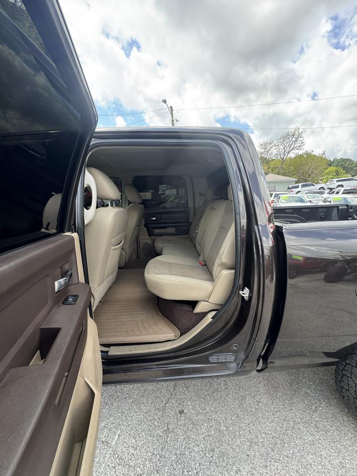 Dodge Ram 3500 4WD Crew Cab 149" SLT 2010