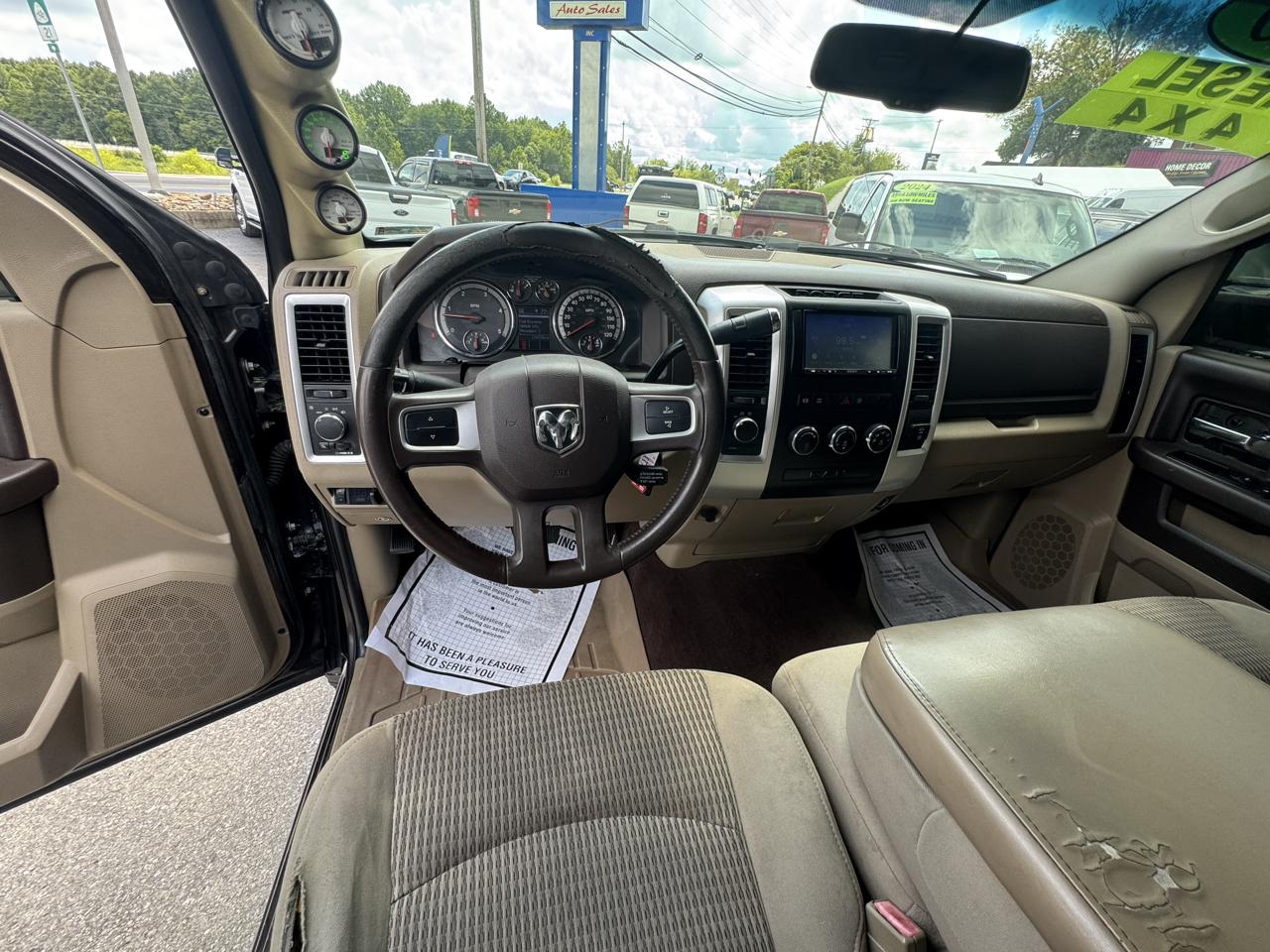 Dodge Ram 3500 4WD Crew Cab 149" SLT 2010