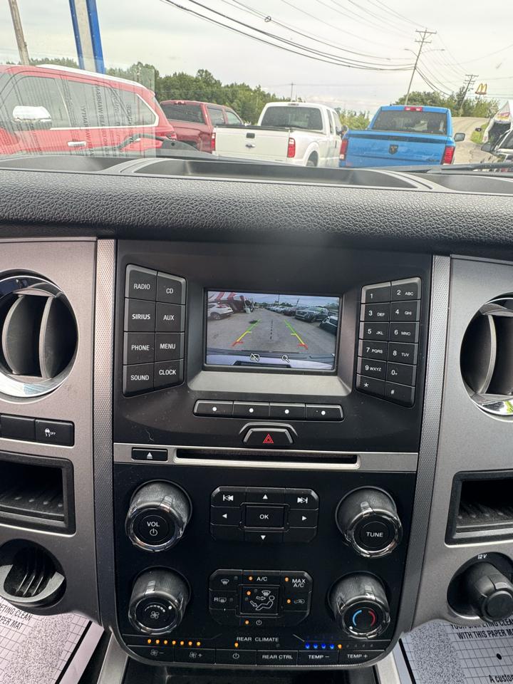 Ford Expedition 2WD 4dr XLT 2017