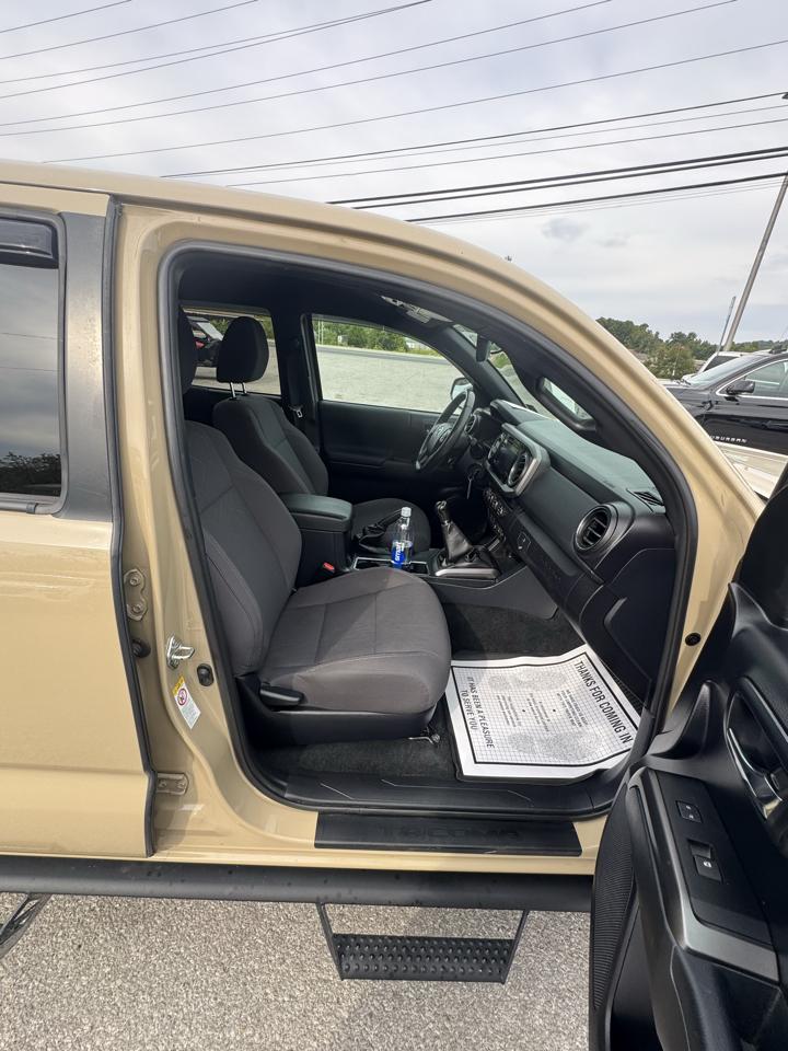 Toyota Tacoma 4WD TRD Off Road Double Cab 5' Bed V6 MT (Natl) 2019