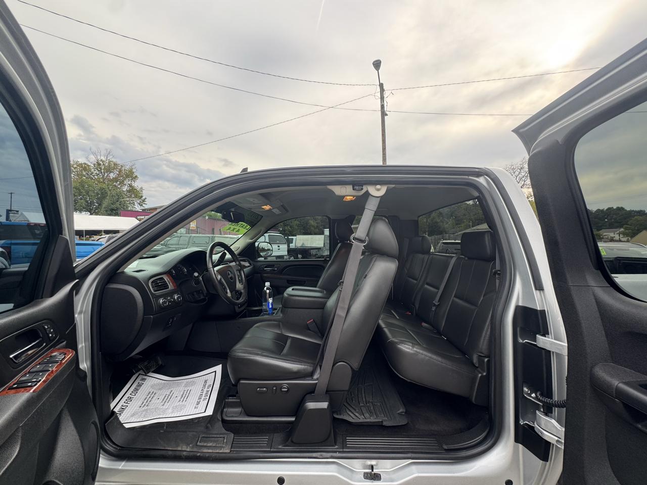 GMC Sierra 1500 4WD Ext Cab 143.5" SLT 2013
