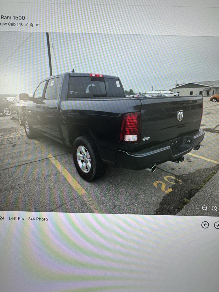 RAM 1500 2WD Crew Cab 140.5" Sport 2014