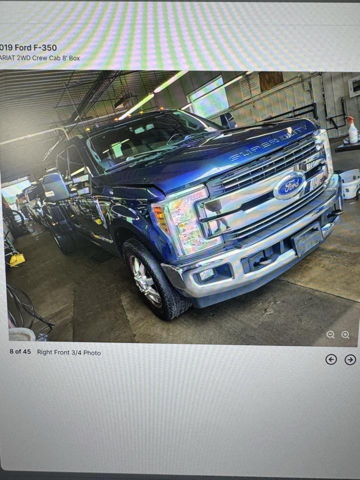 Ford Super Duty F-350 DRW 2WD Crew Cab 176" WB 60" CA Lariat 2019