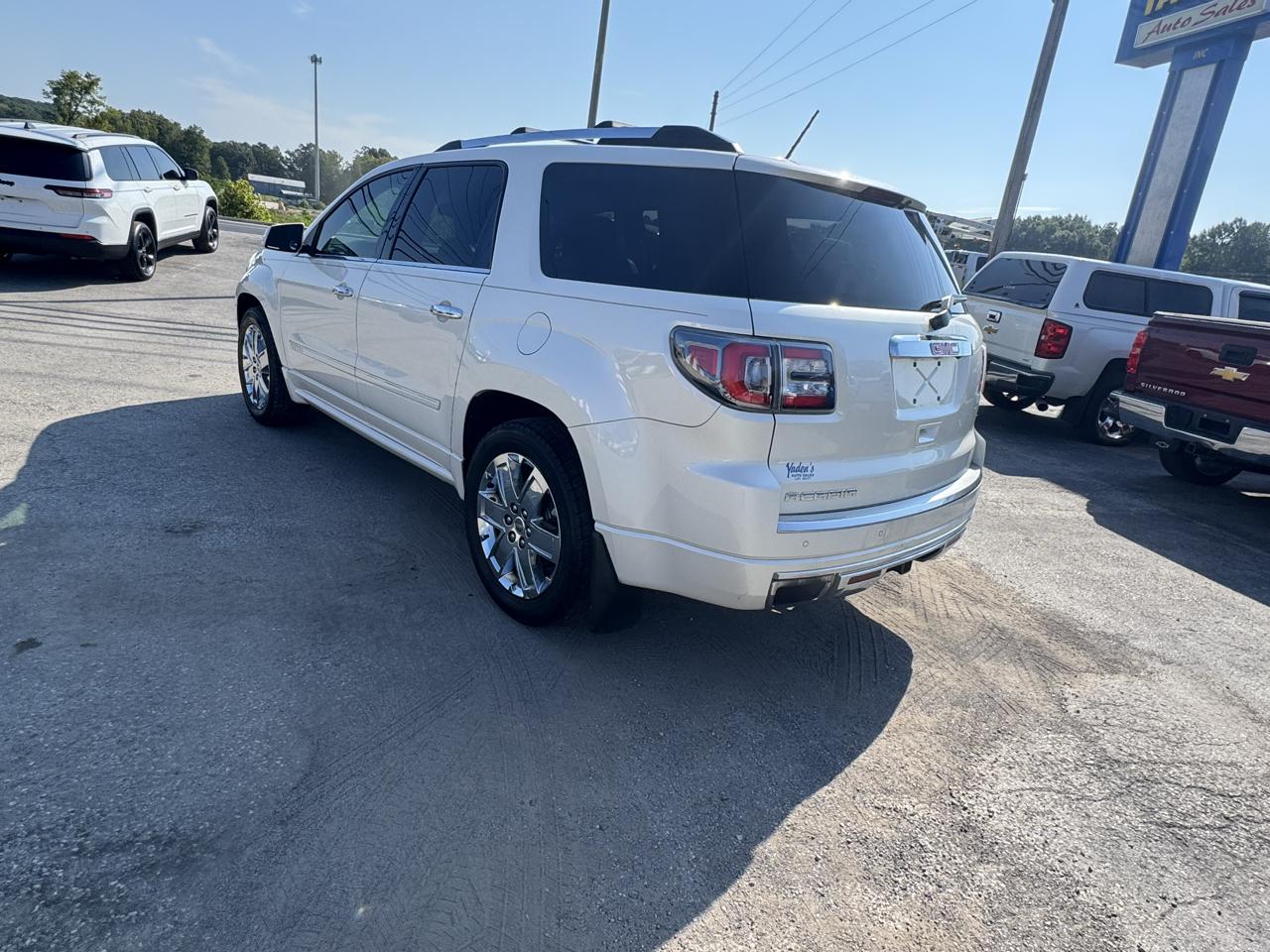 GMC Acadia FWD 4dr Denali 2014