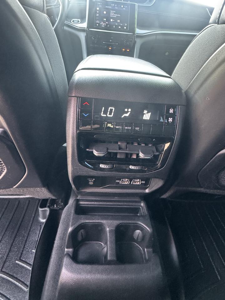 Jeep Grand Cherokee L Altitude 4x4 2021