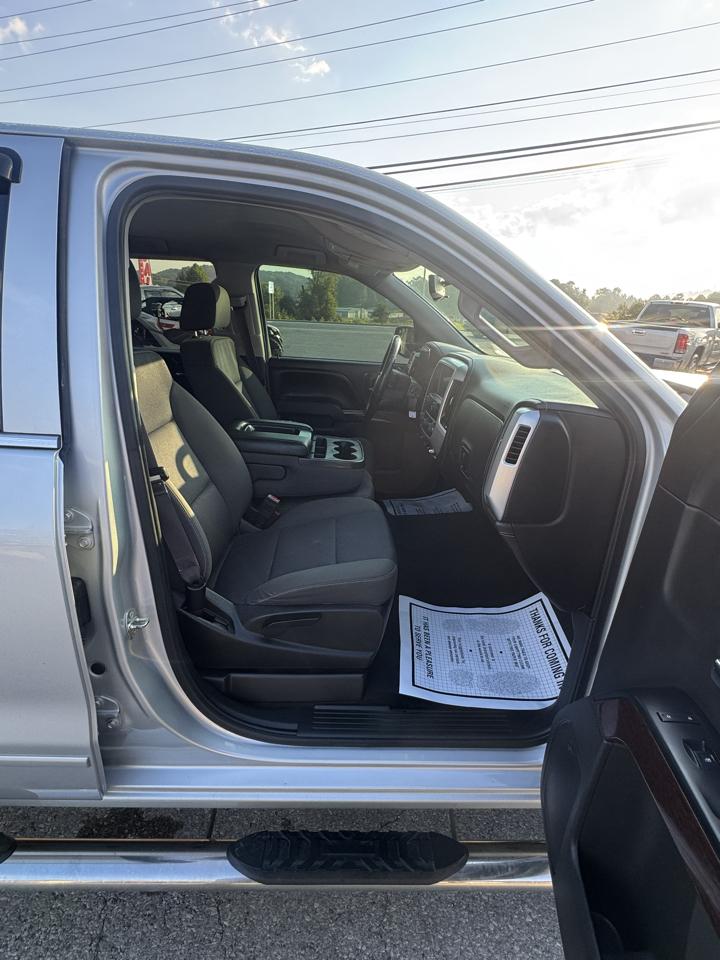 GMC Sierra 1500 4WD Crew Cab 143.5" SLE 2017