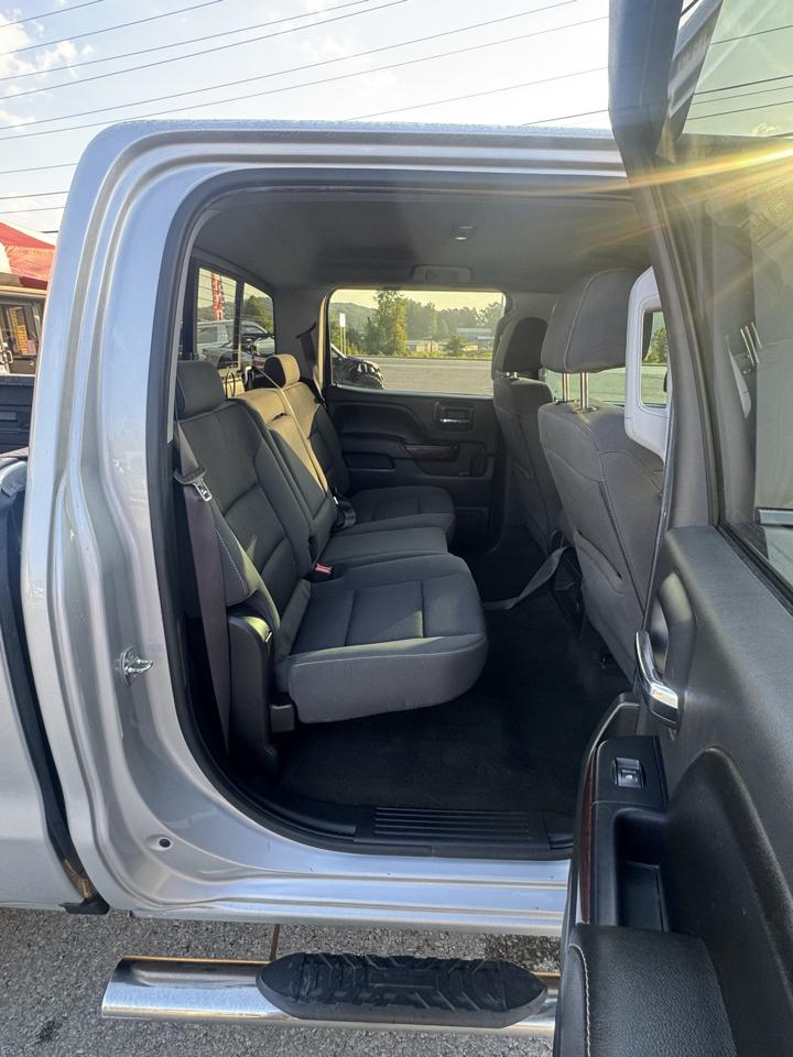 GMC Sierra 1500 4WD Crew Cab 143.5" SLE 2017