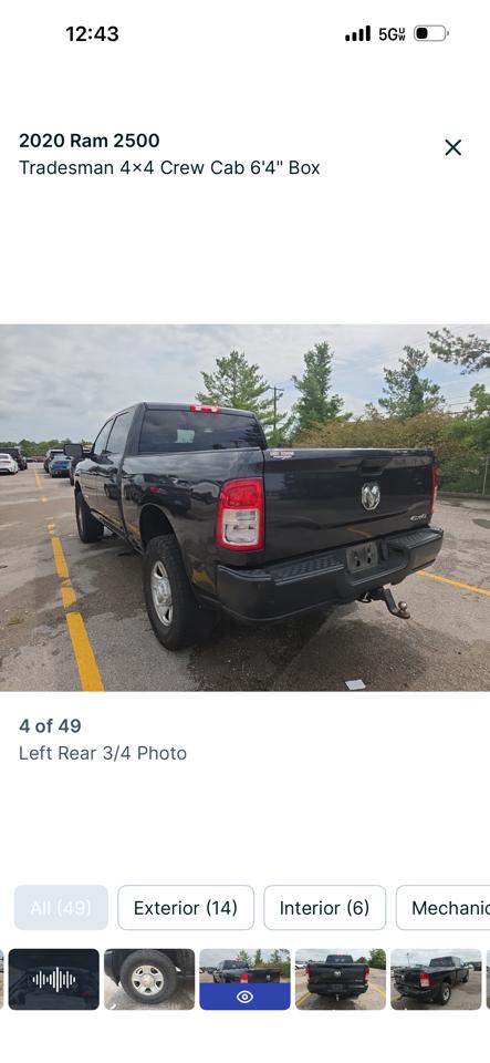 RAM 2500 Tradesman 4x4 Crew Cab 6'4" Box 2020