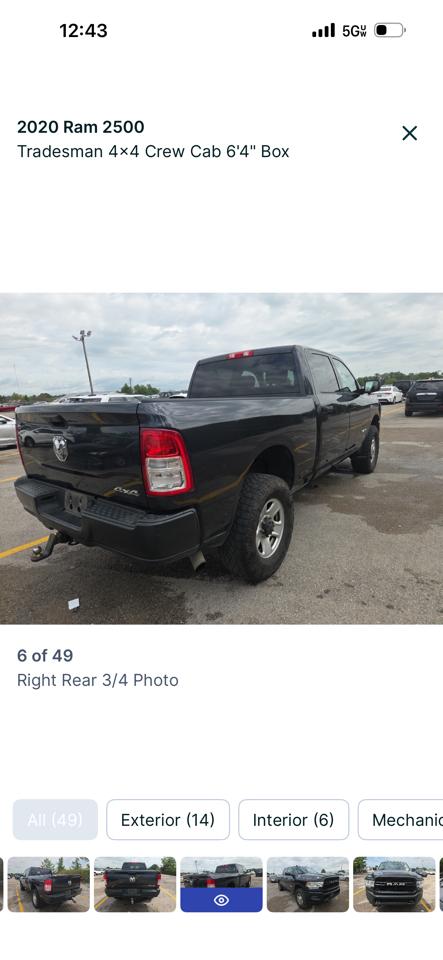 RAM 2500 Tradesman 4x4 Crew Cab 6'4" Box 2020