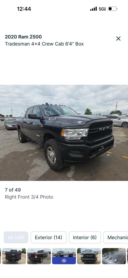 RAM 2500 Tradesman 4x4 Crew Cab 6'4" Box 2020