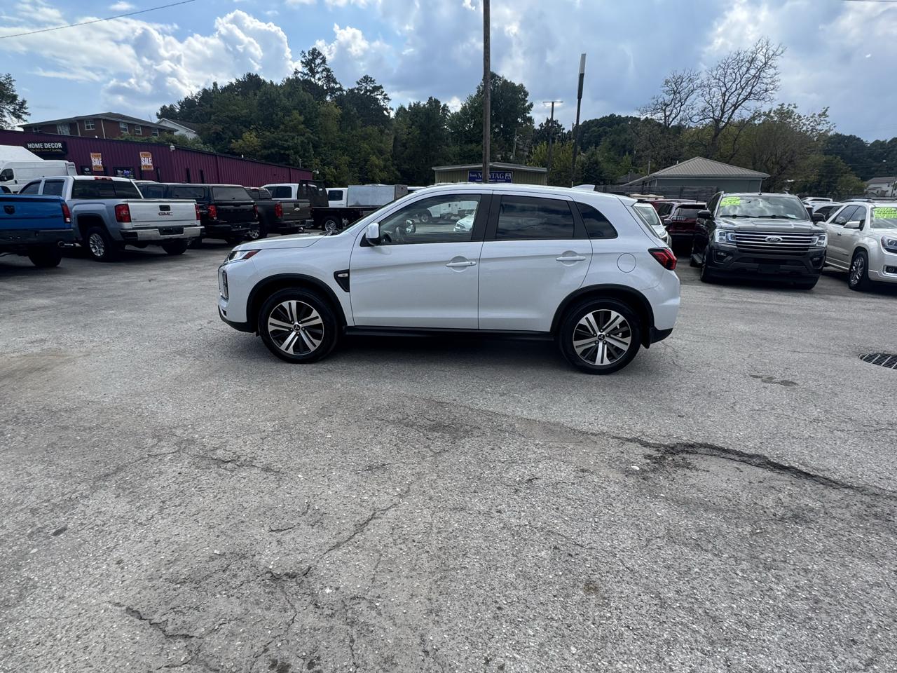 Mitsubishi Outlander Sport 2.0 SE CVT 2023
