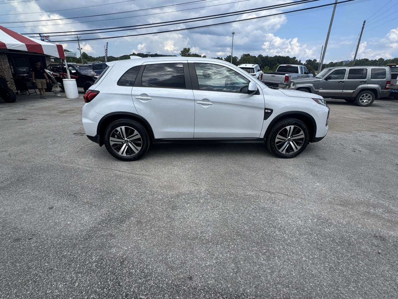 Mitsubishi Outlander Sport 2.0 SE CVT 2023