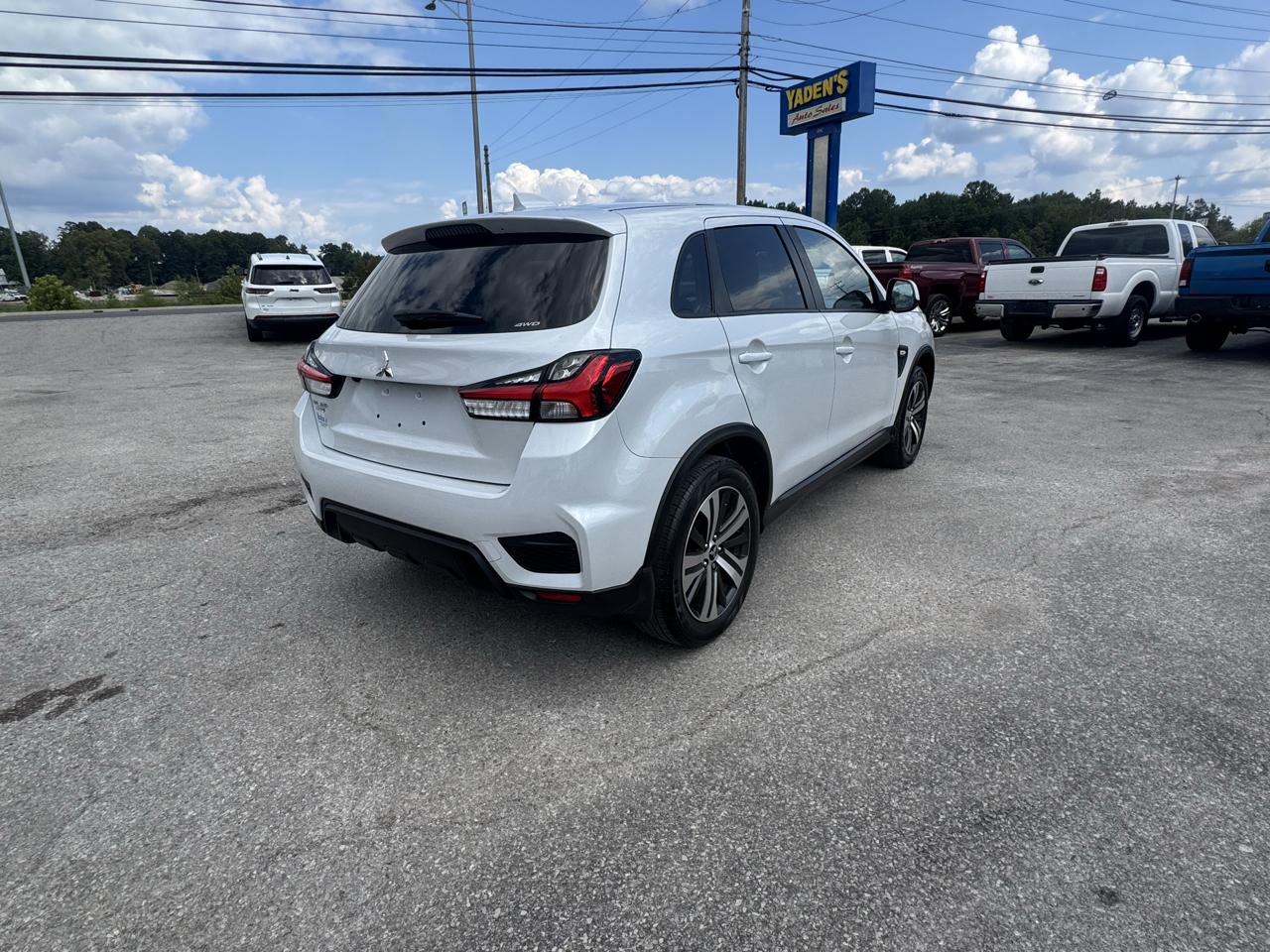 Mitsubishi Outlander Sport 2.0 SE CVT 2023