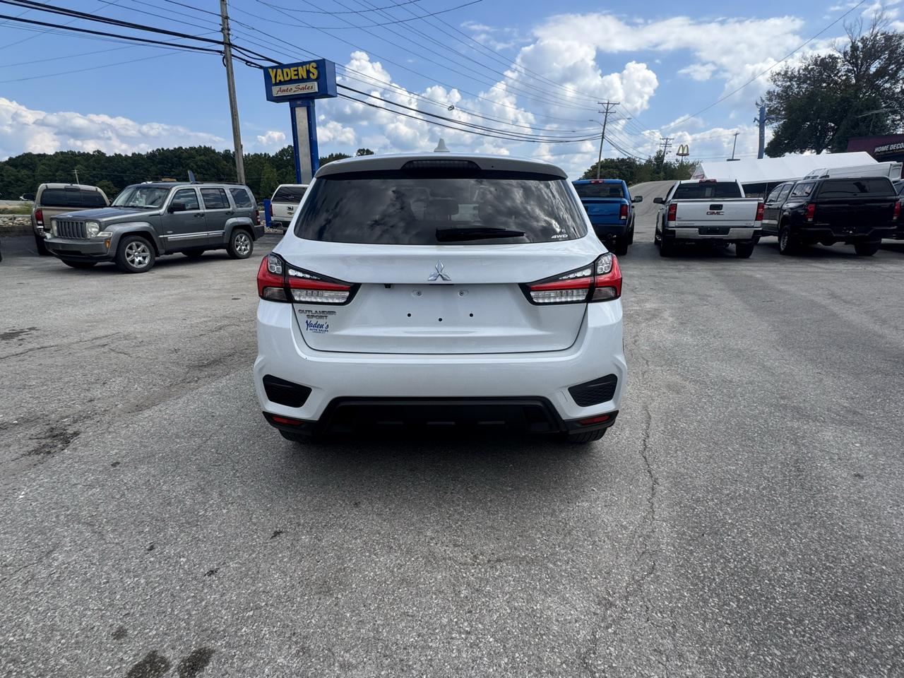 Mitsubishi Outlander Sport 2.0 SE CVT 2023