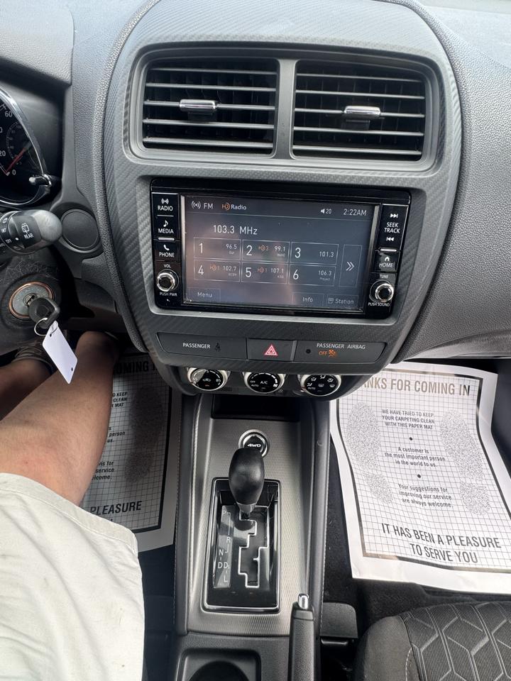 Mitsubishi Outlander Sport 2.0 SE CVT 2023