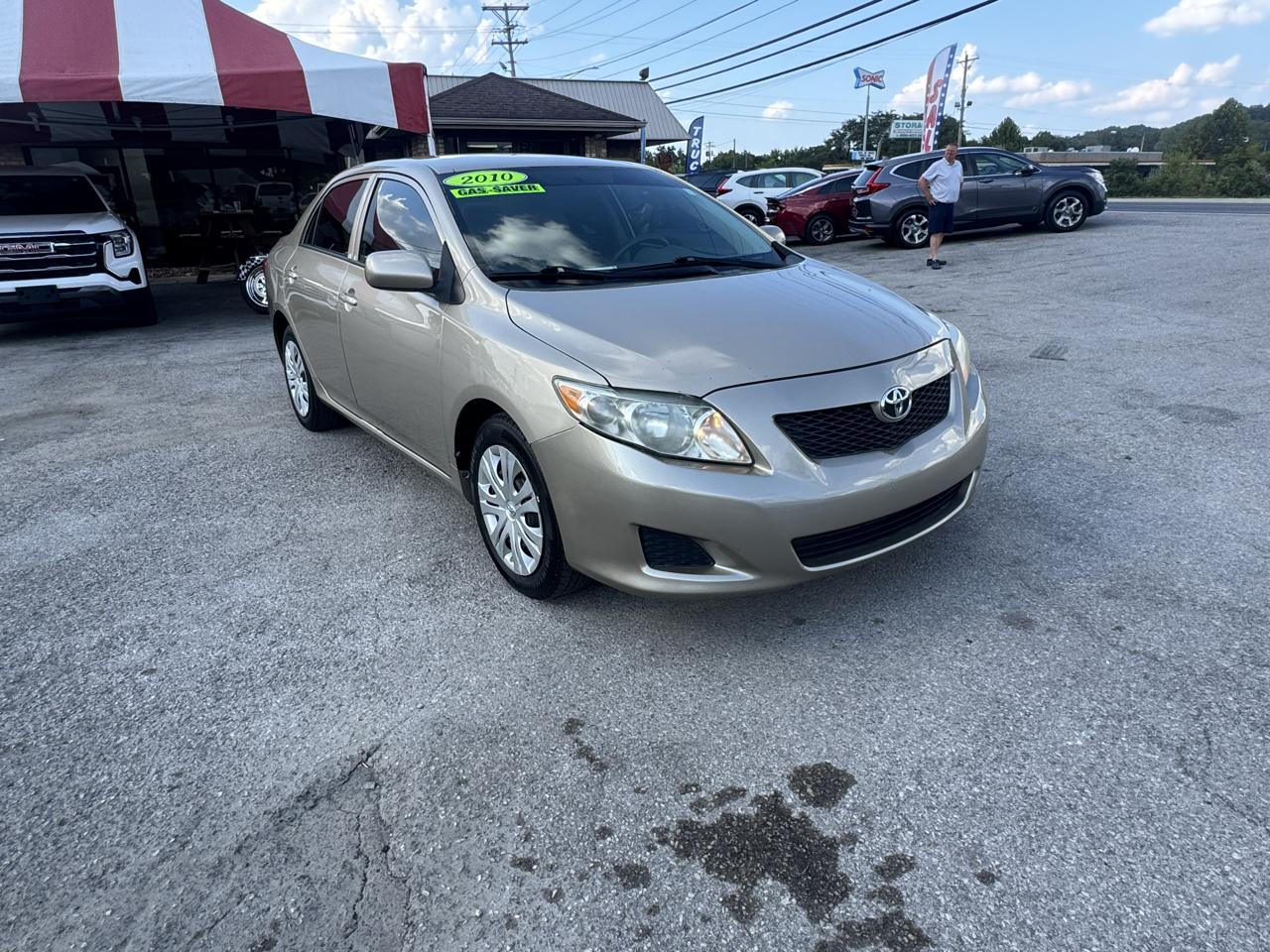 Toyota Corolla 4dr Sdn Auto LE (Natl) 2010
