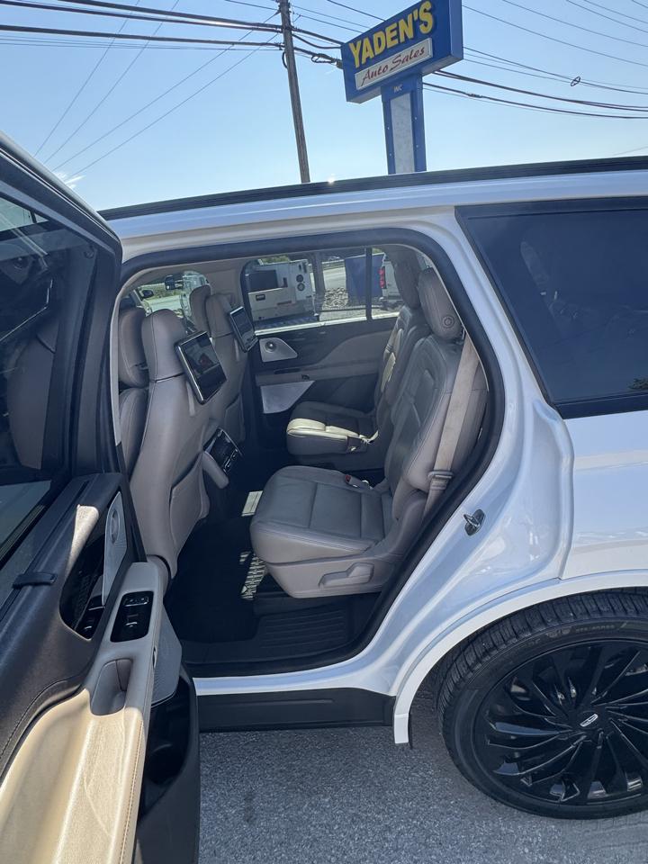 Lincoln Aviator Reserve AWD 2022