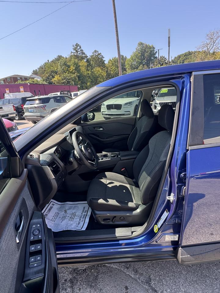 Nissan Rogue AWD SV 2022