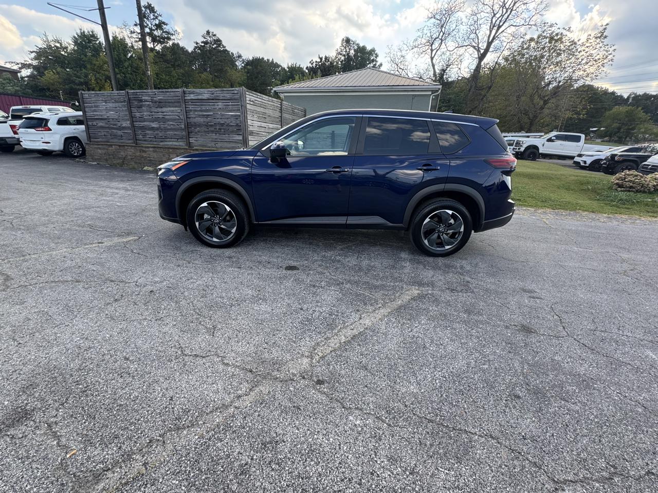 Nissan Rogue AWD SV 2024
