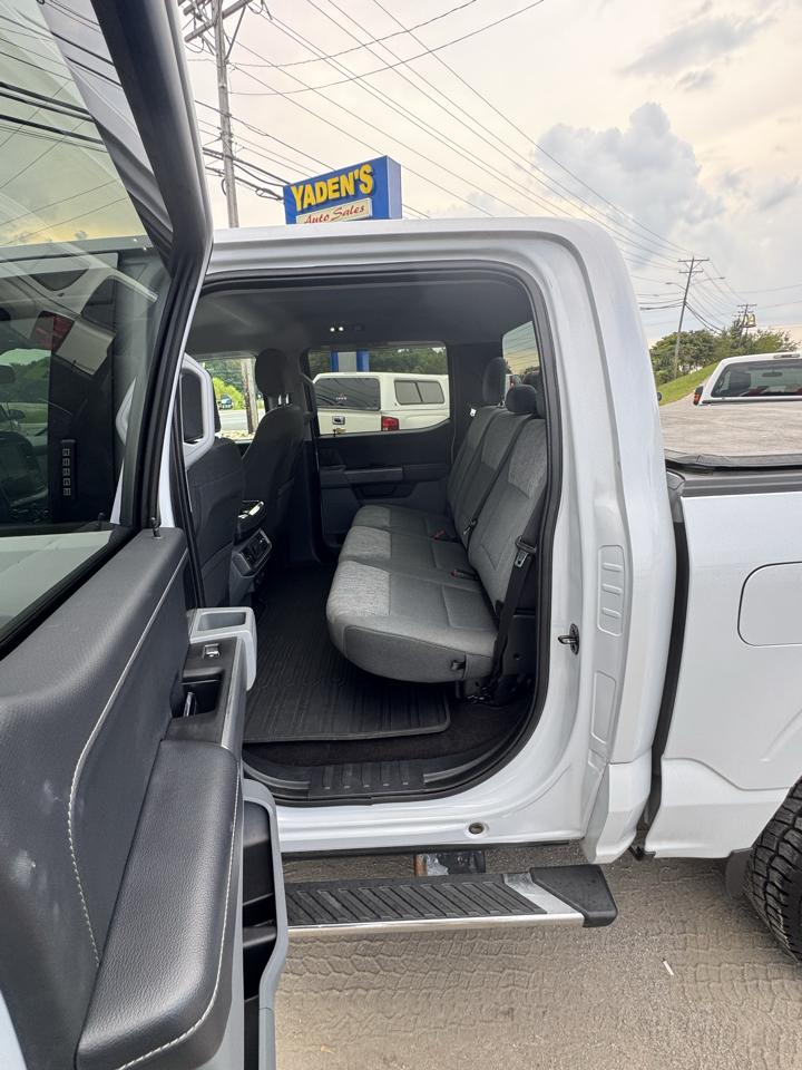 Ford F-150 4WD SuperCrew 139" XLT 2021