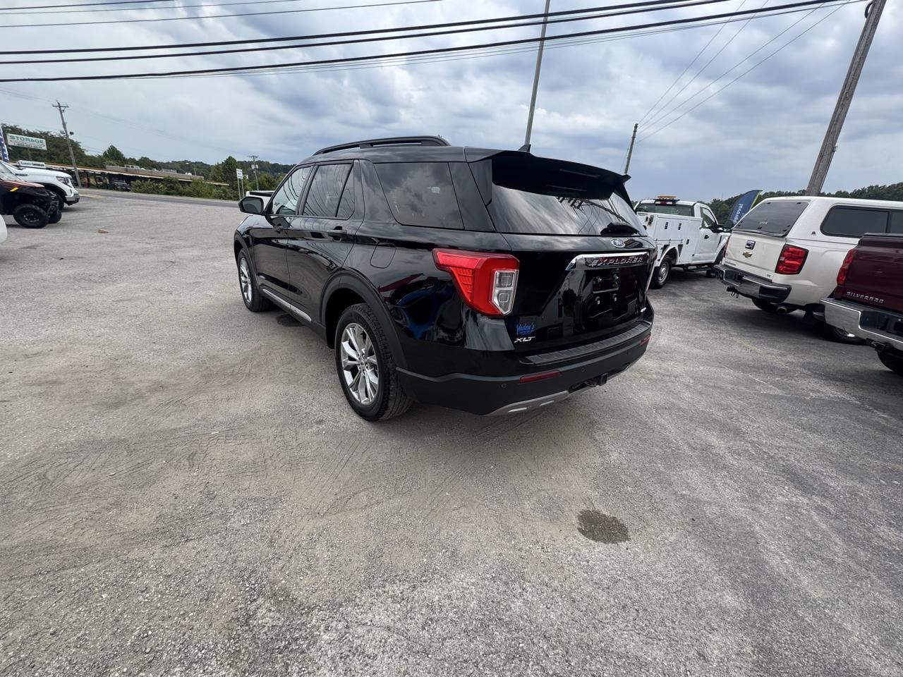 Ford Explorer 4dr 114" WB XLT 4WD 2023