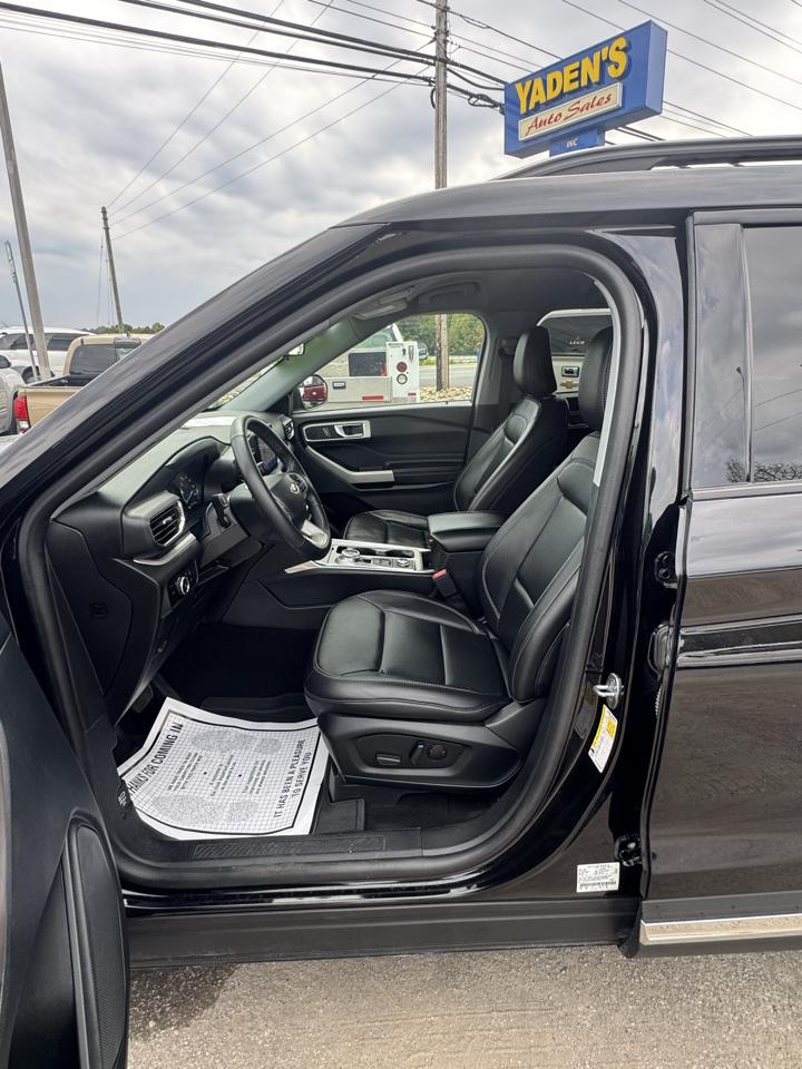 Ford Explorer 4dr 114" WB XLT 4WD 2023