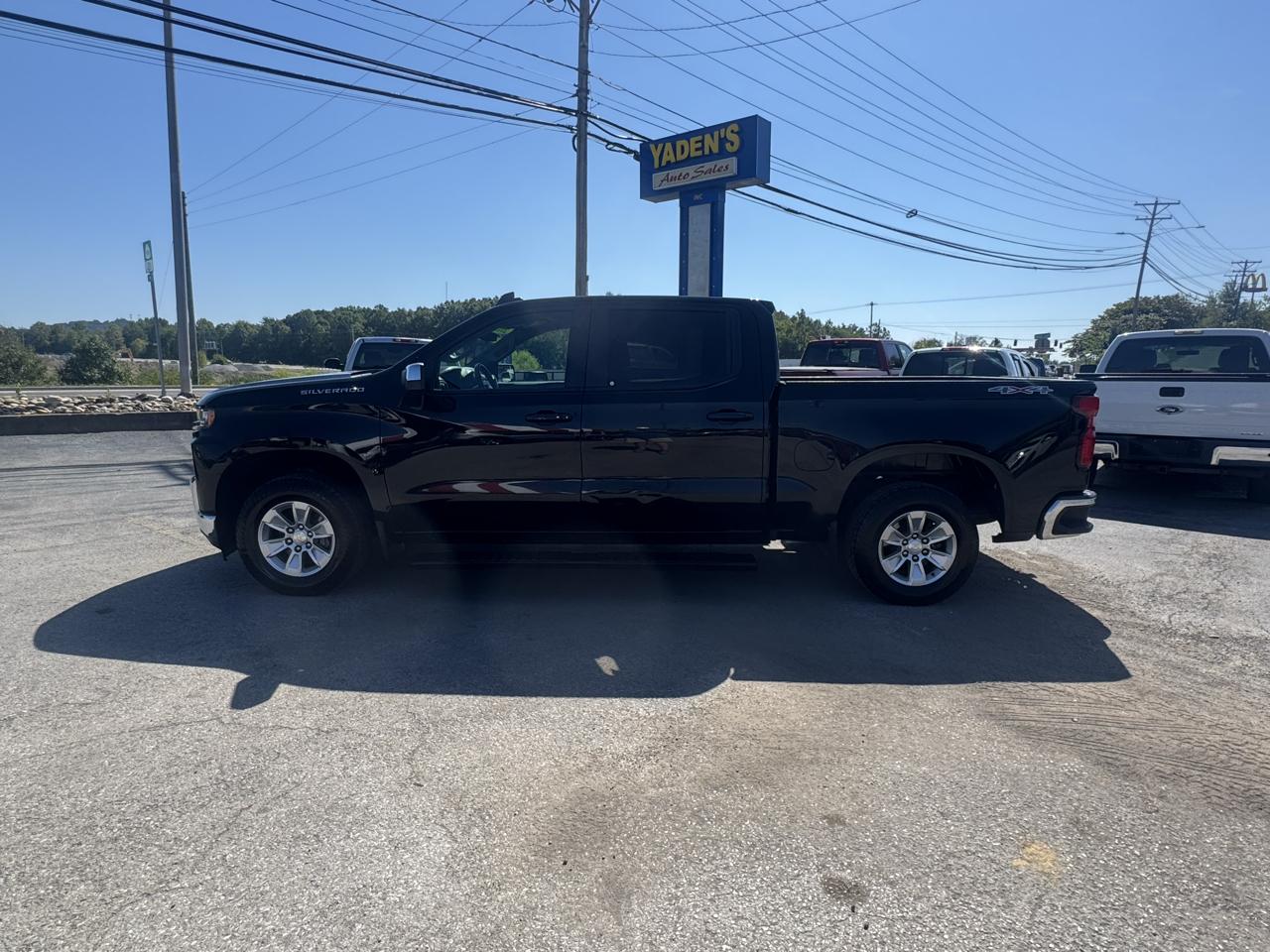 Chevrolet Silverado 1500 4WD Crew Cab 147" LT 2020