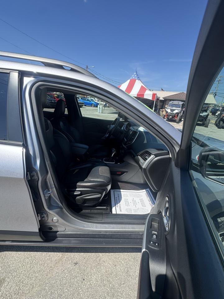 Jeep Cherokee Trailhawk 4x4 2018