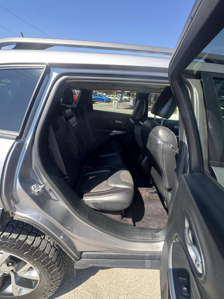 Jeep Cherokee Trailhawk 4x4 2018